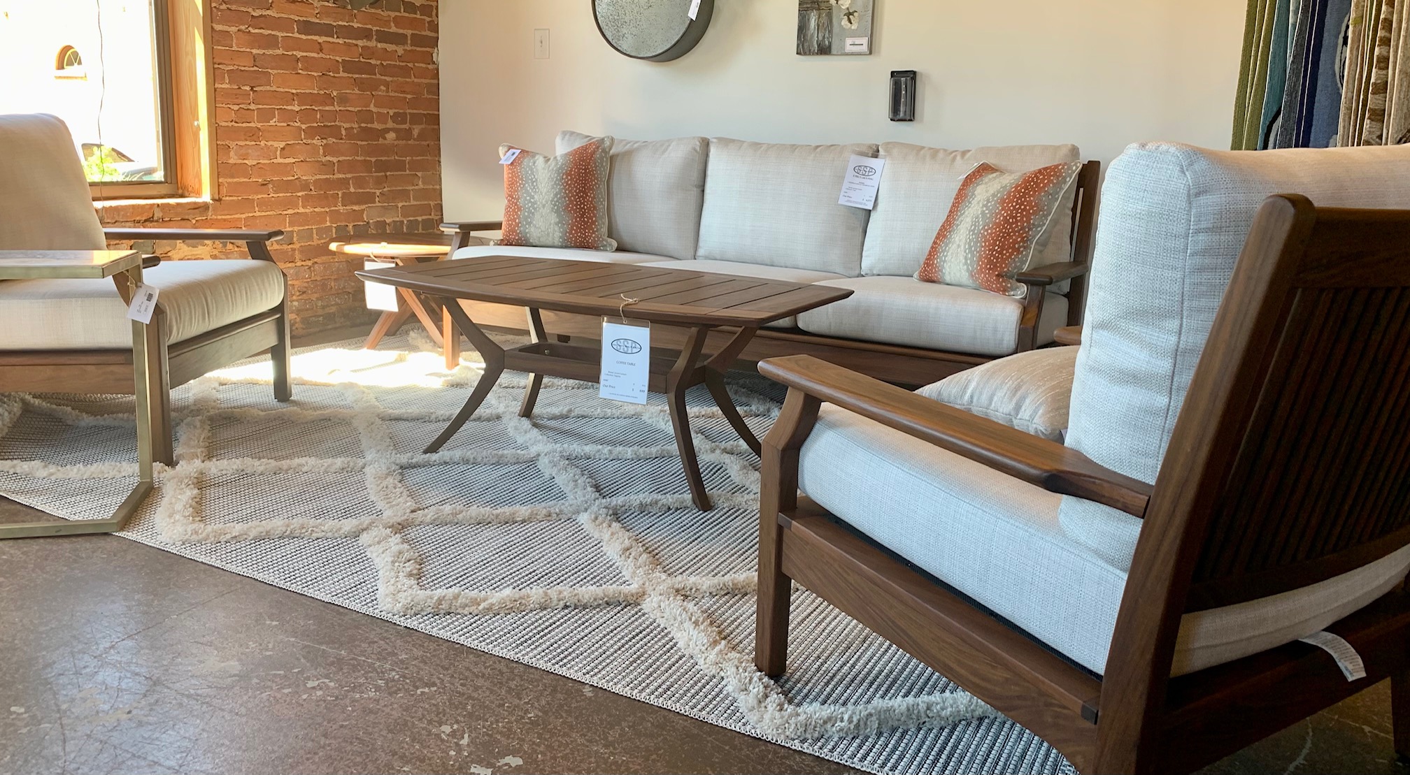 Jensen Outdoor Opal Set