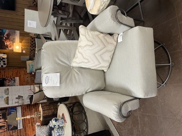 Woodard Terrace Chair