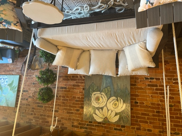 Verona Swing Bed