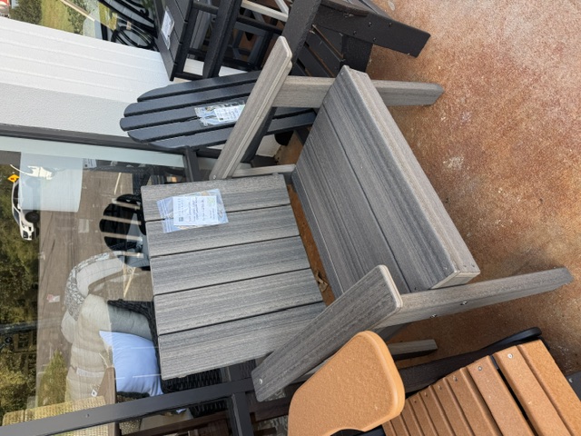 Urban Chat Chair